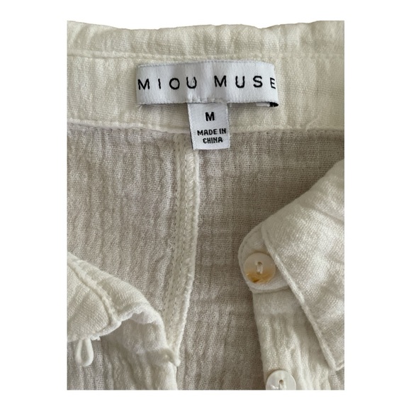 Miou Muse Button Down Crinkle Textured Blouse with Frayed Edges - Picture 5 of 6